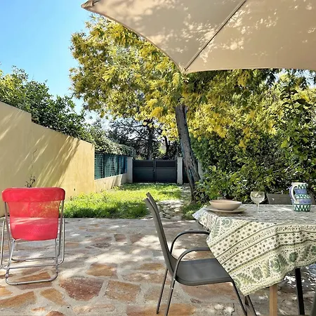 Renove Avec Terrasse Et Jardin, Proche Commerces, Parking Prive - - Fr-1-251-583 Apartment Bormes-les-Mimosas